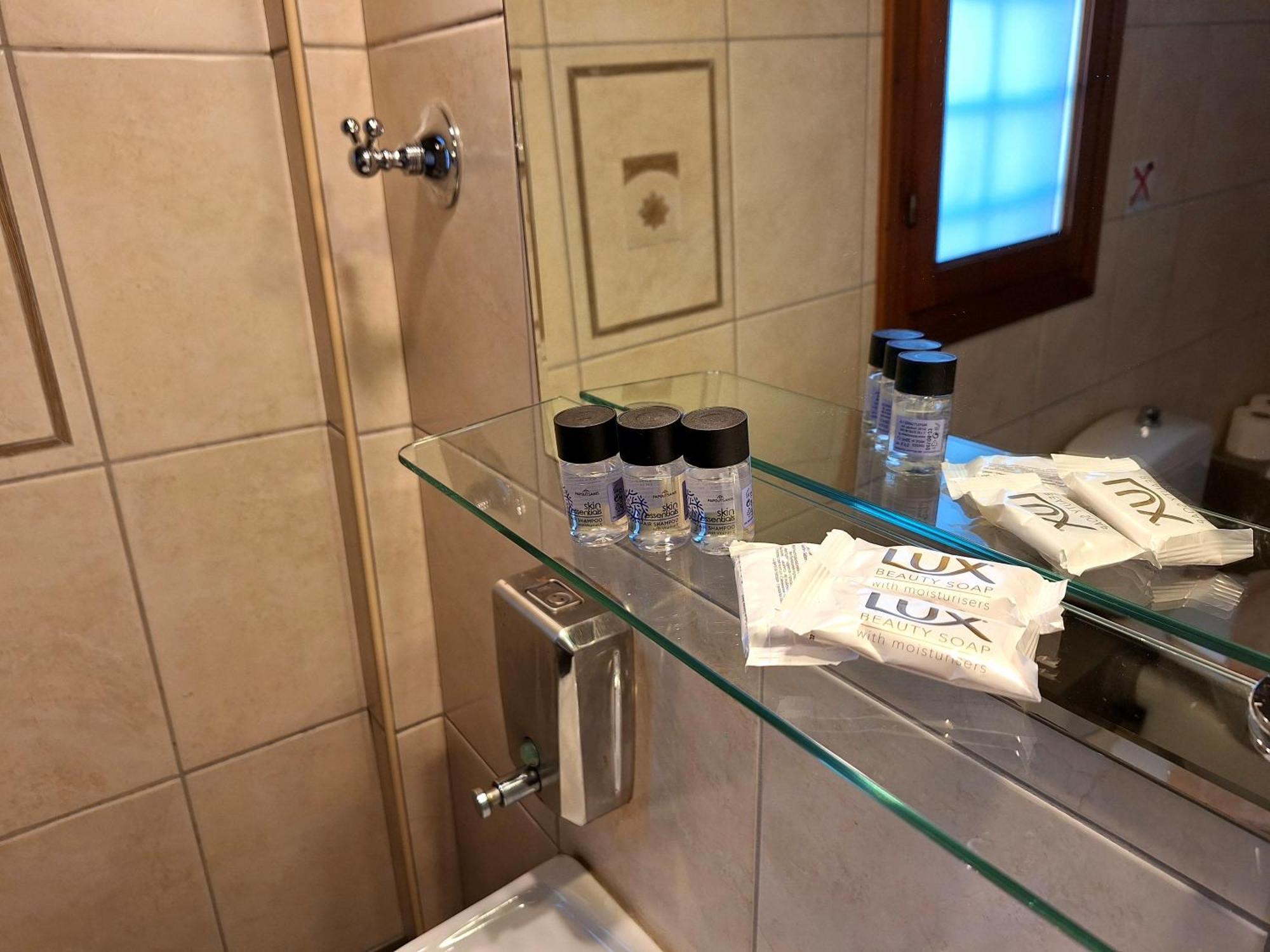 Skourgias Rooms Кала Нера Екстериор снимка