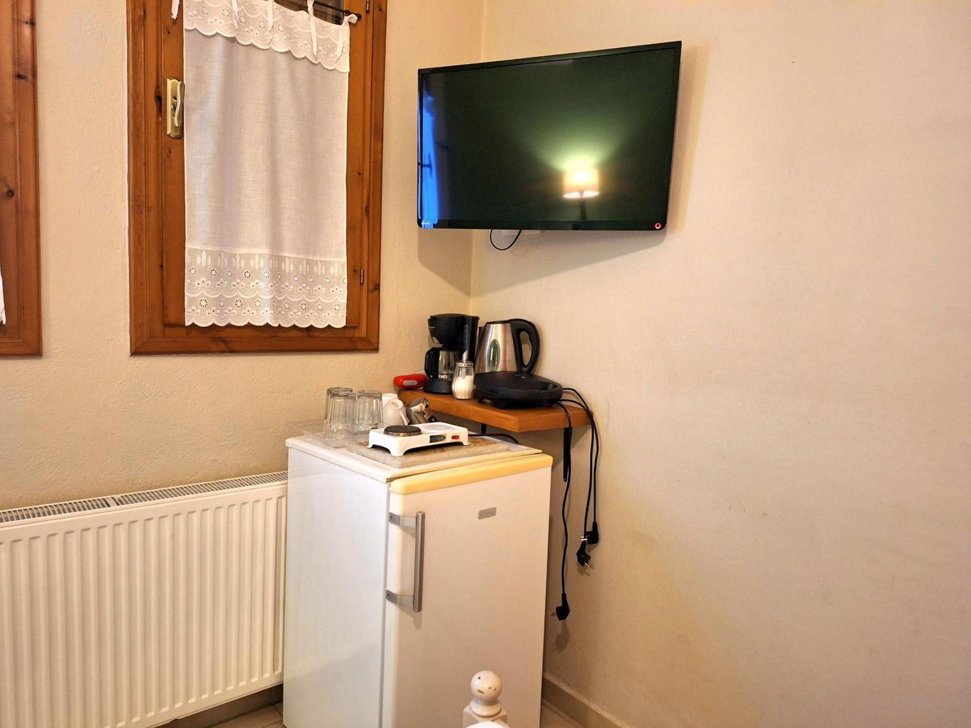 Skourgias Rooms Кала Нера Екстериор снимка