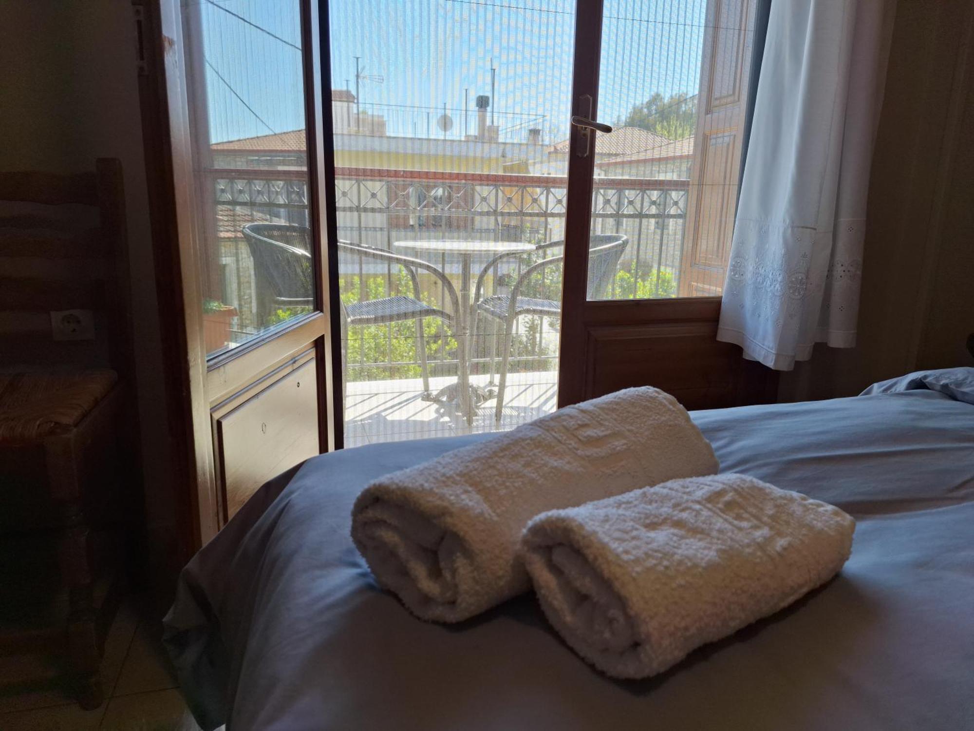 Skourgias Rooms Кала Нера Екстериор снимка