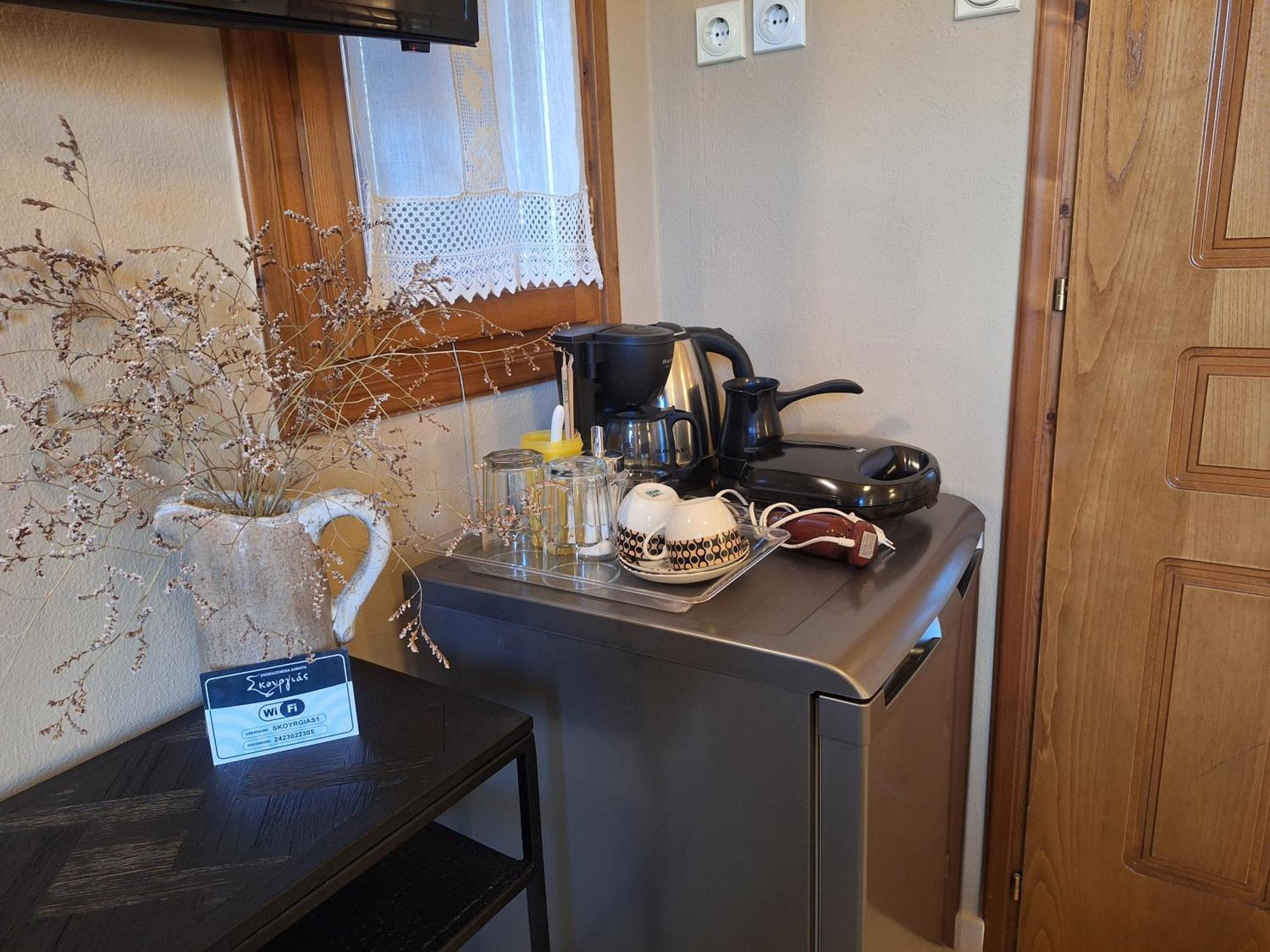 Skourgias Rooms Кала Нера Екстериор снимка
