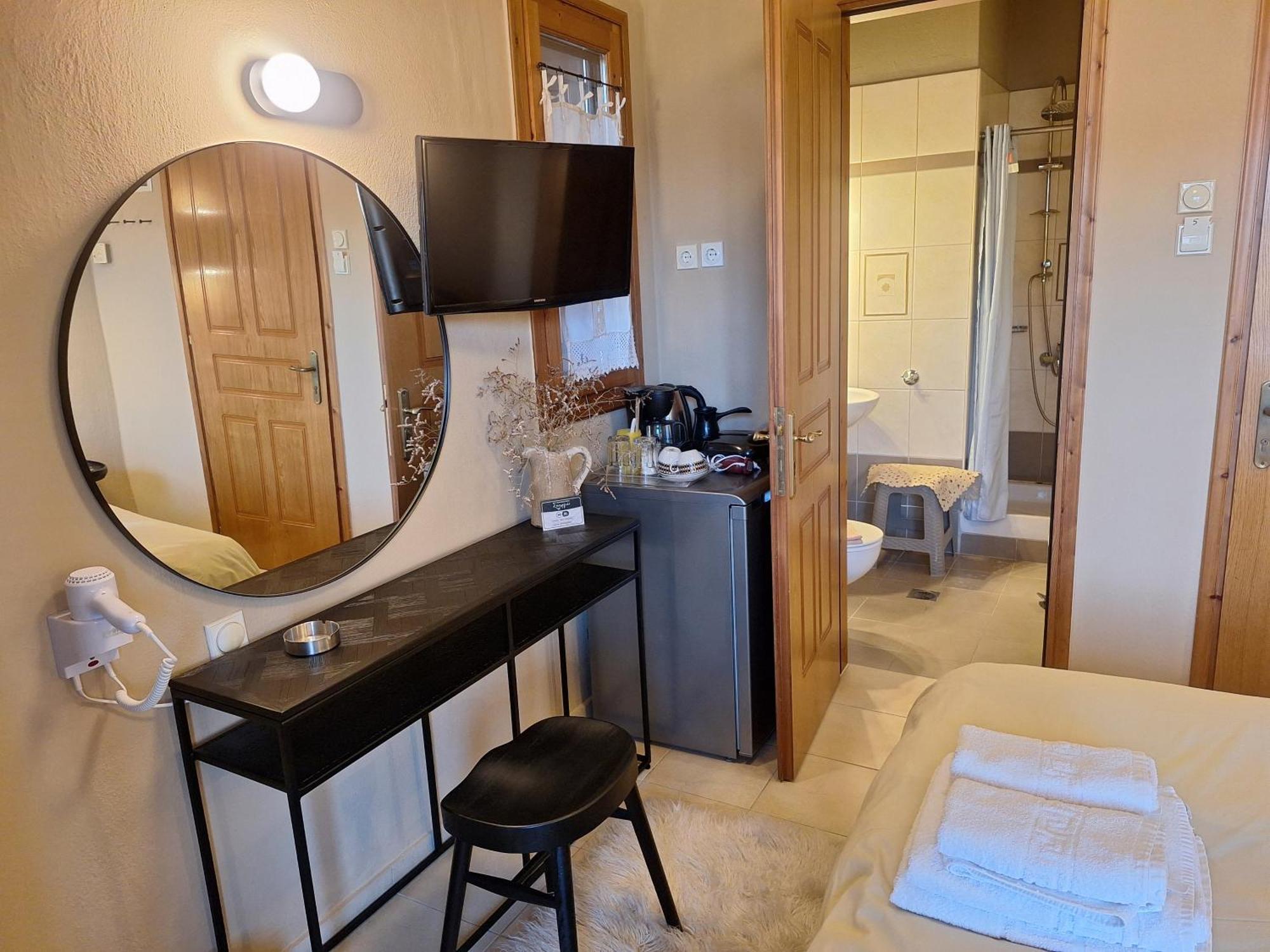 Skourgias Rooms Кала Нера Екстериор снимка