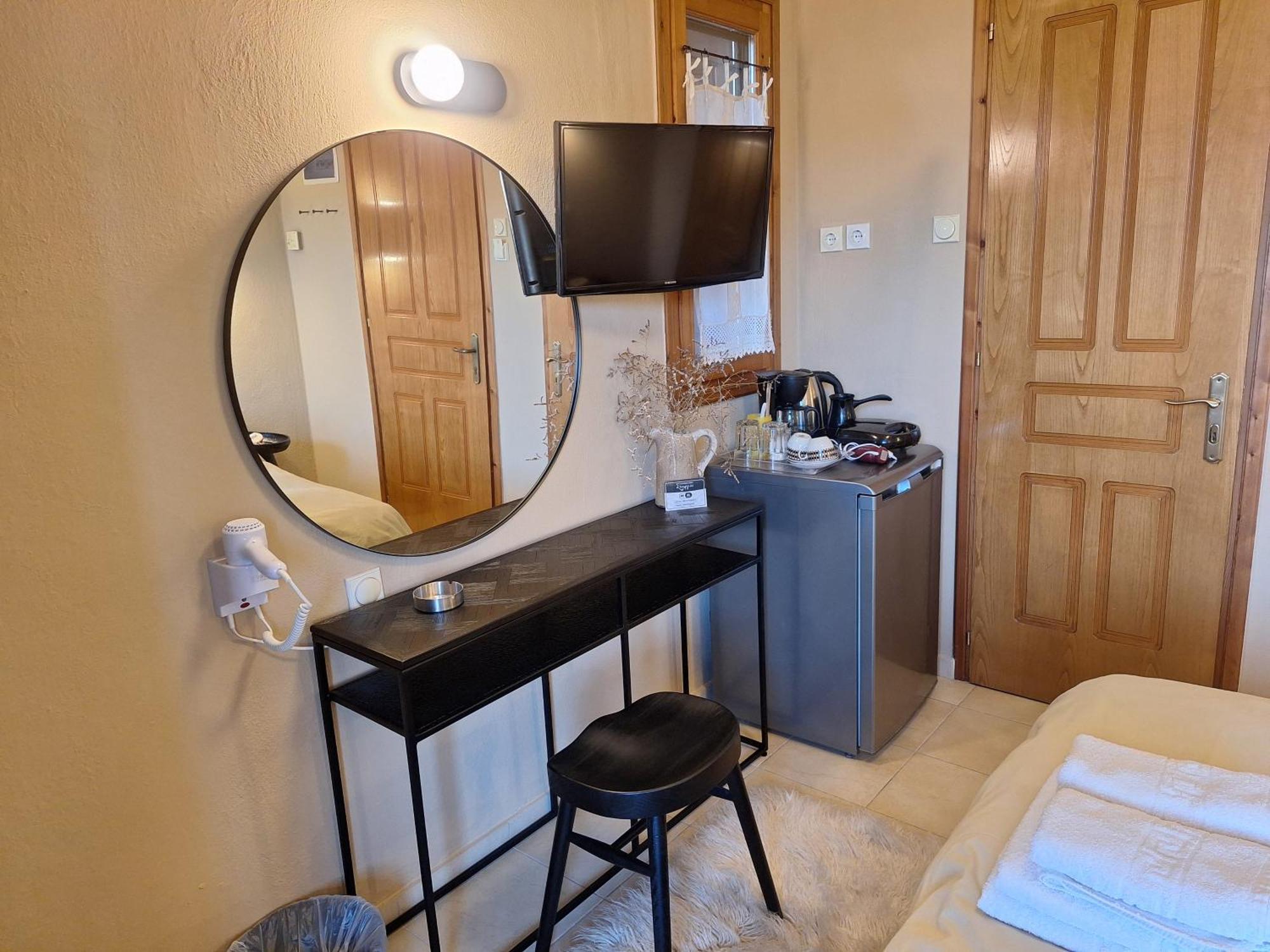 Skourgias Rooms Кала Нера Екстериор снимка